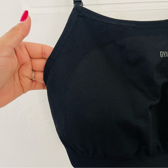 Gymshark Flex Strappy Black Sports Bra - Picture 6 of 9